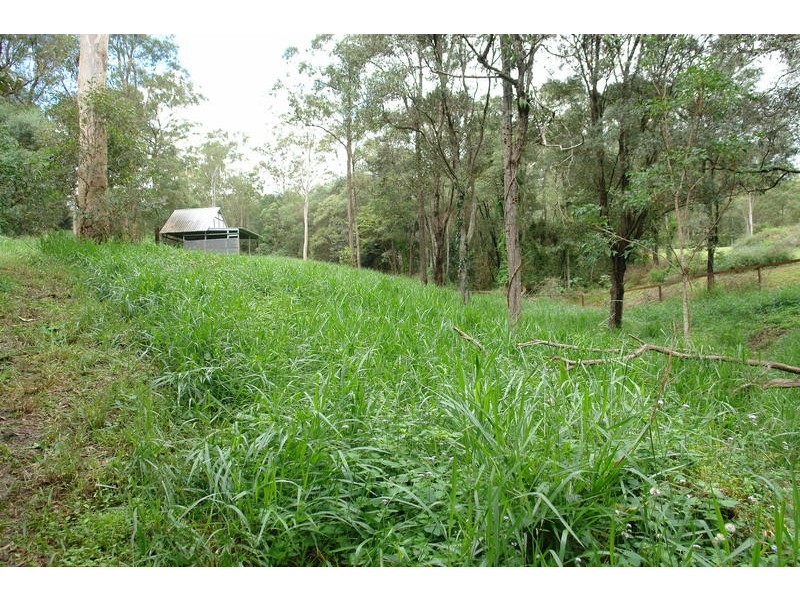148 Boscombe Road, Brookfield QLD 4069